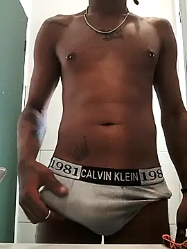 MisterLoaas online show from April 27, 2026, 7:23 pm