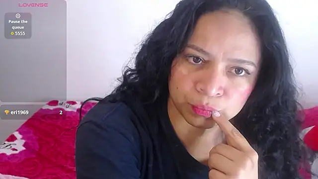 Sara cute92 online show from November 27, 2025, 9:28 pm