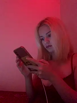 Snapshot of Mya194 chatting on October 5, 2025, 4:38 pm Mya194 online show from October 5, 2025, 4:38 pm