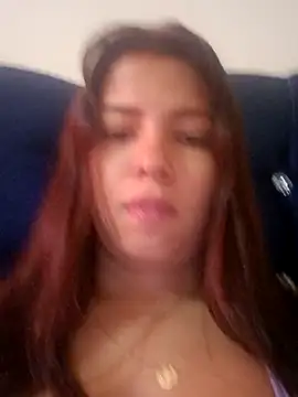 IsabellaLuxe online show from October 21, 2025, 4:19 pm