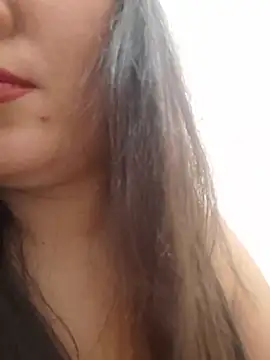 Snapshot of HellaWerlous chatting on March 8, 2026, 5:17 pm HellaWerlous online show from March 8, 2026, 5:17 pm