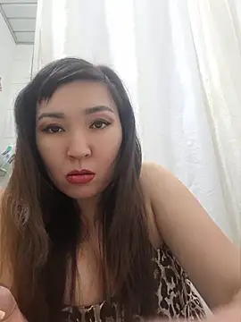 Snapshot of HellaWerlous chatting on March 13, 2026, 5:19 pm HellaWerlous online show from March 13, 2026, 5:19 pm