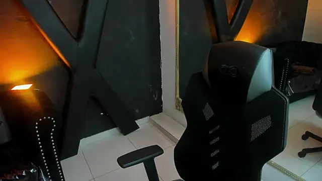 Maxxxine1 online show from September 27, 2025, 10:15 pm