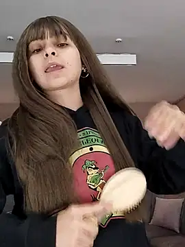 Aurora blaack online show from October 12, 2025, 7:40 am