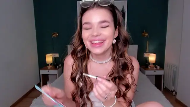 HollisHearl online show from March 6, 2026, 7:05 am