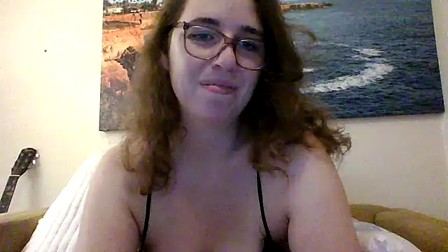 sweetsocalgirl online show from May 21, 2026, 2:40 am