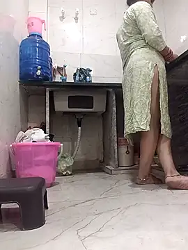 kajal 01raj online show from October 31, 2025, 2:40 pm