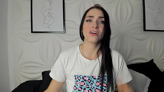 MeganHoffmaan online show from April 23, 2026, 4:03 am