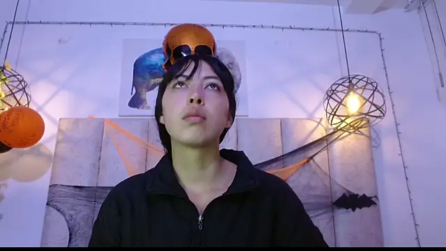 Snapshot of malejahotcs01 chatting on October 30, 2025, 11:11 am malejahotcs01 online show from October 30, 2025, 11:11 am