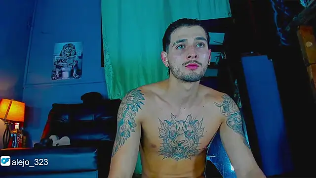 alejo  323   online show from October 24, 2025, 2:08 am