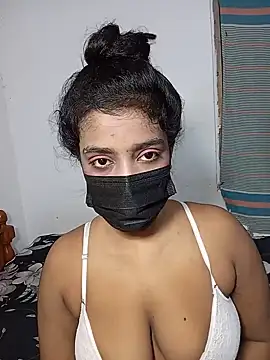 Darkchocosl8 online show from May 18, 2026, 6:03 pm
