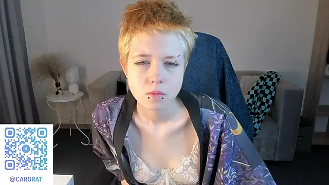 CarolineRichter online show from September 22, 2025, 2:13 am