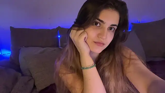 Vivalenti Kiss online show from December 5, 2025, 12:47 pm