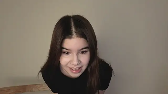 sladkoezzzka online show from October 10, 2025, 5:23 pm