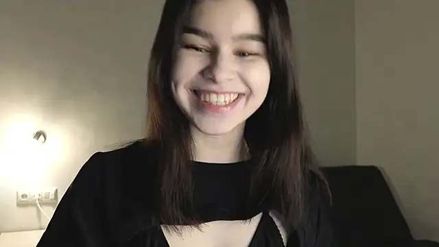 sladkoezzzka online show from November 14, 2025, 5:33 pm