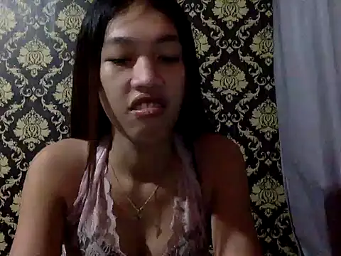 your wifey online show from November 17, 2025, 11:38 am