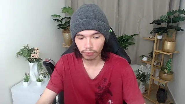 Xoxo Smiles online show from December 14, 2025, 8:30 am