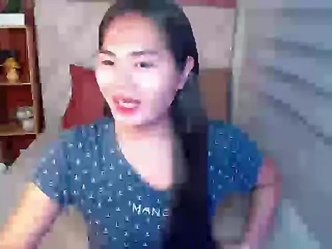 Snapshot of sluttyprincess0 chatting on February 5, 2026, 12:04 am sluttyprincess0 online show from February 5, 2026, 12:04 am