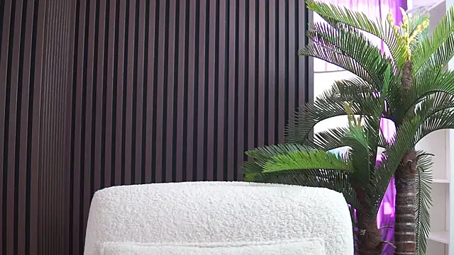 KiaraMoreno online show from September 26, 2025, 9:57 am