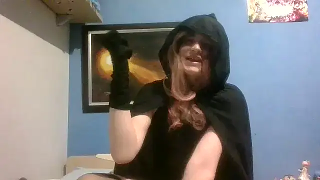 Snapshot of AriSplurt chatting on November 16, 2025, 2:17 am AriSplurt online show from November 16, 2025, 2:17 am