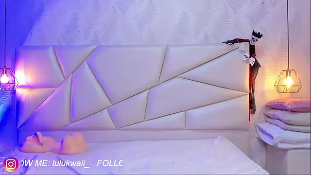 lulukawai16 online show from October 15, 2025, 7:14 pm