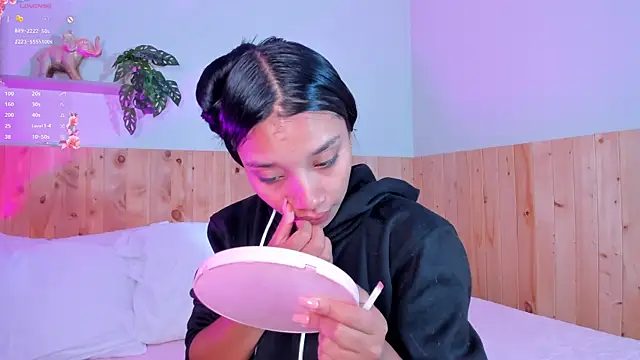 MissPocahontass online show from October 10, 2025, 11:42 am