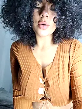 Yerystar online show from October 20, 2025, 2:01 am