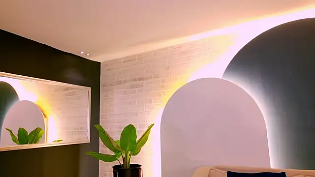 Snapshot of AgathaKondo_ chatting on November 6, 2025, 9:26 pm AgathaKondo online show from November 6, 2025, 9:26 pm