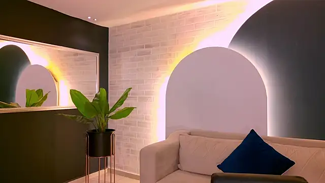 Snapshot of AgathaKondo_ chatting on November 12, 2025, 7:46 pm AgathaKondo online show from November 12, 2025, 7:46 pm