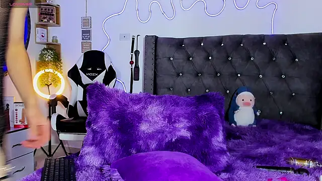 Katherine Rose online show from September 27, 2025, 11:32 pm