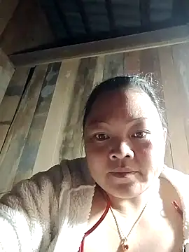 MaySweetb online show from November 1, 2025, 12:29 pm