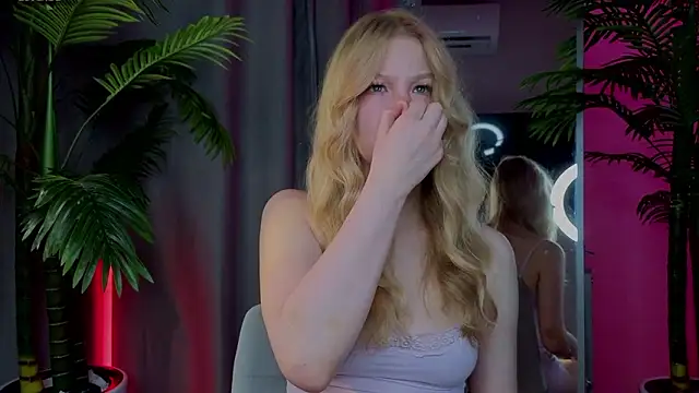 emilyshepar d online show from February 26, 2026, 6:01 am