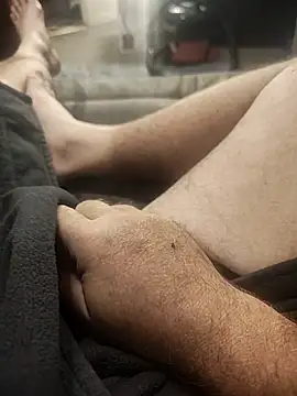 hubbyfun19 online show from November 9, 2025, 7:50 am