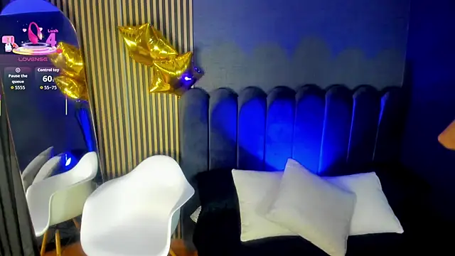 Snapshot of Gina_77 chatting on October 10, 2025, 12:15 pm Gina 77 online show from October 10, 2025, 12:15 pm