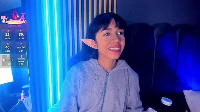 Snapshot of Gina_77 chatting on October 17, 2025, 1:14 pm Gina 77 online show from October 17, 2025, 1:14 pm