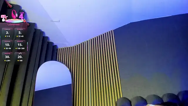 Snapshot of Gina_77 chatting on October 22, 2025, 12:16 pm Gina 77 online show from October 22, 2025, 12:16 pm