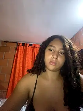 Snapshot of AnaisVelvet11 chatting on November 10, 2025, 12:20 am AnaisVelvet11 online show from November 10, 2025, 12:20 am