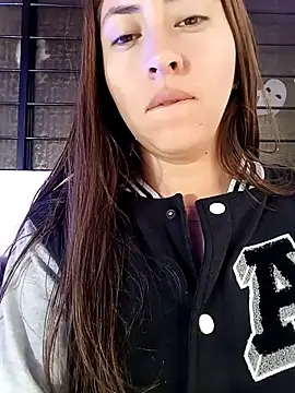 AntonellaJohnston online show from October 17, 2025, 11:46 am