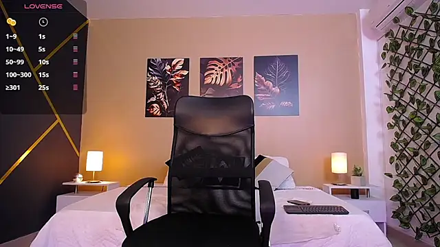 ChristopherBlack  online show from January 10, 2026, 1:24 pm