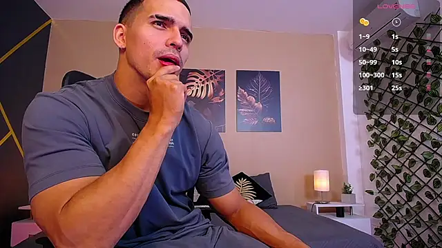 ChristopherBlack  online show from February 11, 2026, 1:27 pm