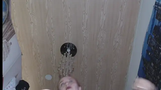 Milf Valeria online show from April 8, 2026, 4:18 pm