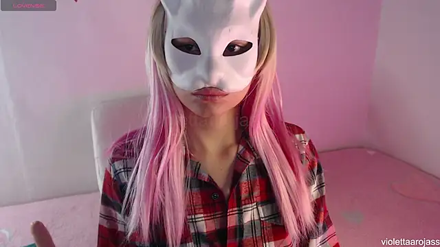 Snapshot of violettaarojass chatting on November 18, 2025, 9:58 am violettaarojass online show from November 18, 2025, 9:58 am