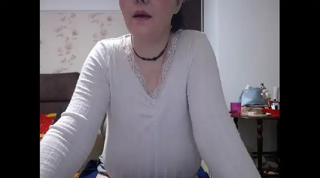 Mary x online show from February 17, 2025, 9:56 am