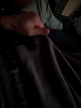 G-boy40 online show from November 11, 2025, 1:55 pm