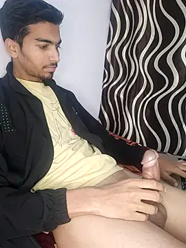 Sweetfucker  online show from November 17, 2025, 8:09 am