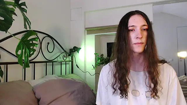 SilverMuse online show from March 5, 2026, 7:43 pm