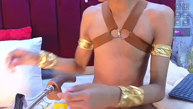 PrincePoppy online show from October 15, 2025, 8:42 pm