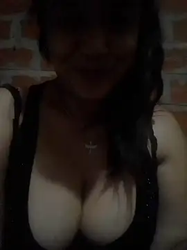 Snapshot of Moro_25 chatting on April 6, 2026, 8:21 pm Moro 25 online show from April 6, 2026, 8:21 pm