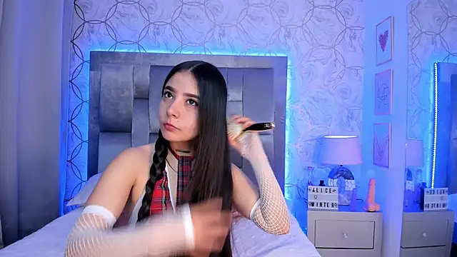 AlliceWinter online show from October 25, 2025, 12:34 pm