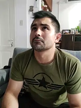 Bradd 32 online show from December 20, 2025, 2:18 am